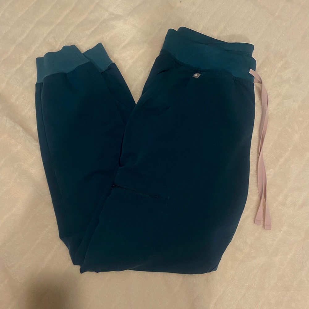 Figs scrub pants
